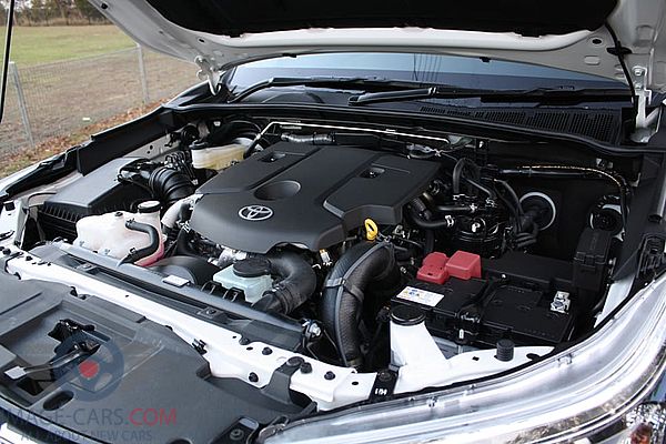 Engine view of Toyota Hilux of 2018 year