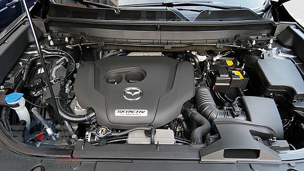 Engine view of Mazda CX9 of 2018 year