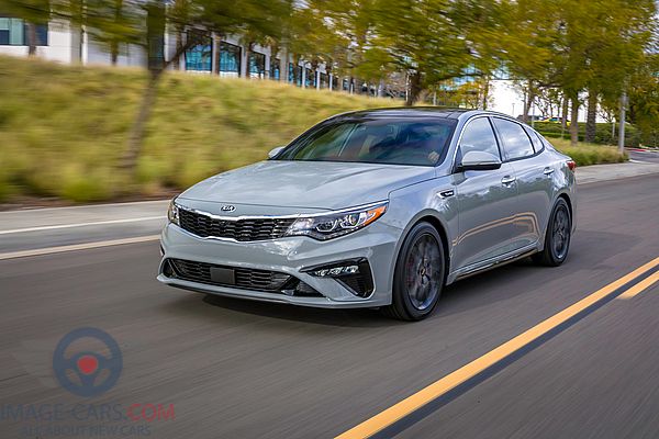 Front Left side of Kia Optima of 2019 year