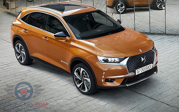 Front Right side of Citroen DS7 Crossback of 2018 year