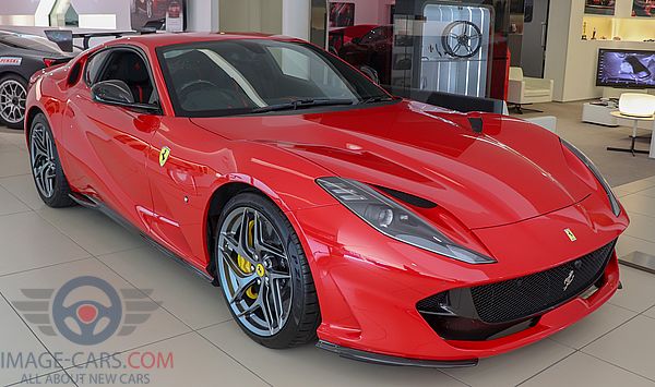 Front Right side of Ferrari 812 Superfast of 2018 year