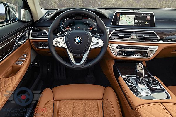 Dashboard view of BMW X7 of 2019 year