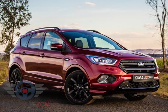 Front Right side of Ford Kuga of 2018 year