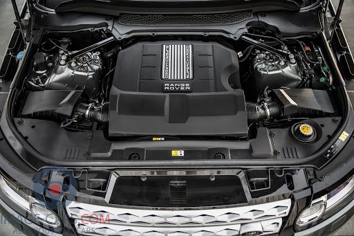 Engine view of Range Rover Sport of 2018 year