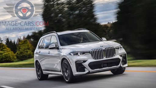 Front view of BMW X7 of 2019 year