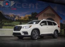 Front Left side view of Subaru Ascent of 2018 year