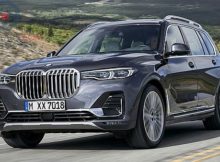 Front Left side of BMW X7 of 2019 year