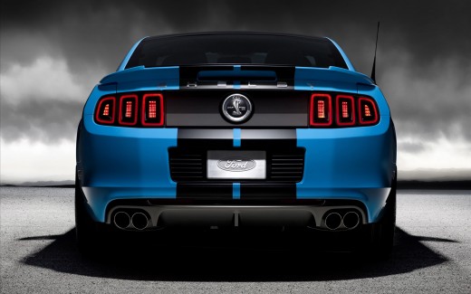 2013 Ford Shelby GT500 2 Wallpaper