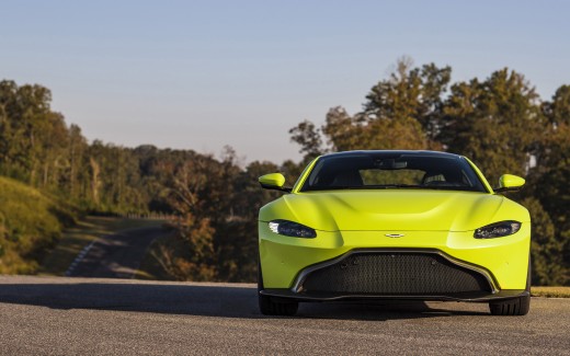2018 Aston Martin Vantage 4K Wallpaper