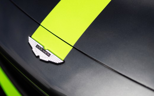2018 Aston Martin Vantage GT3 4K 2 Wallpaper