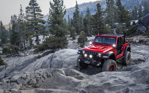 2018 Jeep Wrangler with Mopar Jeep Performance Parts Wallpaper
