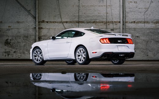 2022 Ford Mustang GT Ice White Appearance Package 5K 3 Wallpaper