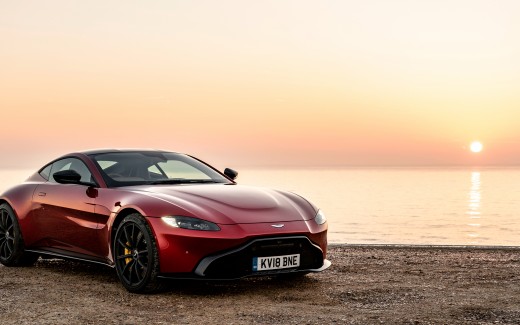 Aston Martin Vantage 2019 4K Wallpaper