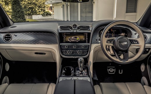 Bentley Bentayga Hybrid 2021 5K Interior Wallpaper