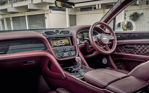 Bentley Bentayga Hybrid First Edition 2021 4K Interior Wallpaper