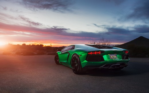 Lamborghini Aventador Green 4K Wallpaper