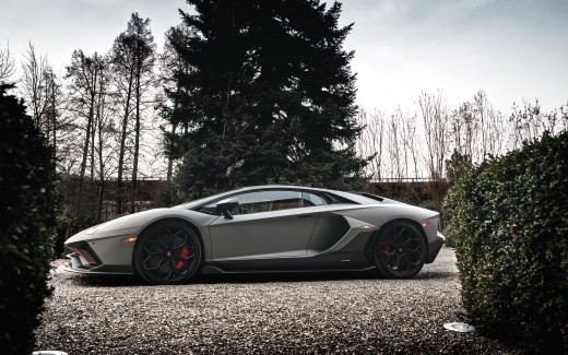 Lamborghini Aventador LP 780-4 Ultimae 2022 4K 3 Wallpaper