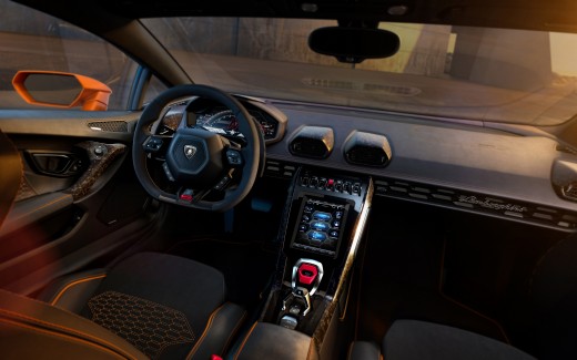 Lamborghini Huracan EVO 2019  4K Interior Wallpaper