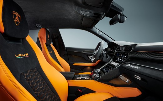 Lamborghini Urus Pearl Capsule 2020 4K Interior Wallpaper
