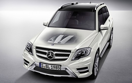 Mercedes Benz GLK 2012 Wallpaper