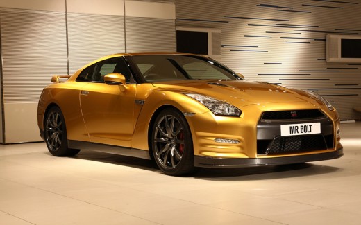 Nissan GT R Gold Wallpaper