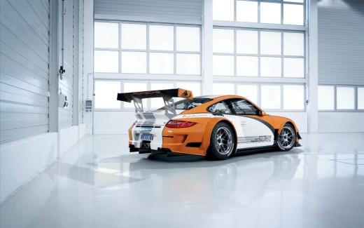 Porsche 911 GT3 R Hybrid Wallpaper