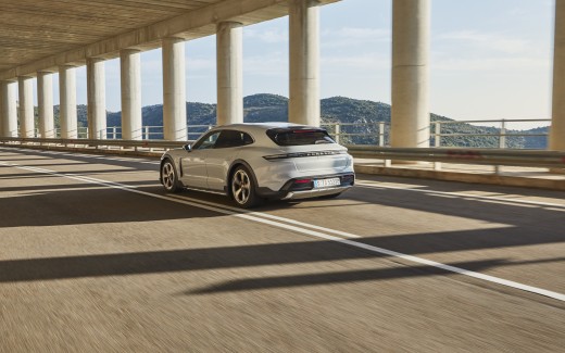 Porsche Taycan 4S Cross Turismo 2021 4K Wallpaper