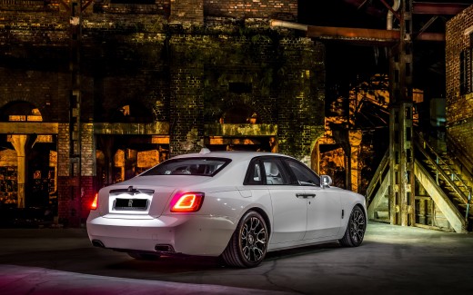 Rolls-Royce Black Badge Ghost 2022 4K Wallpaper