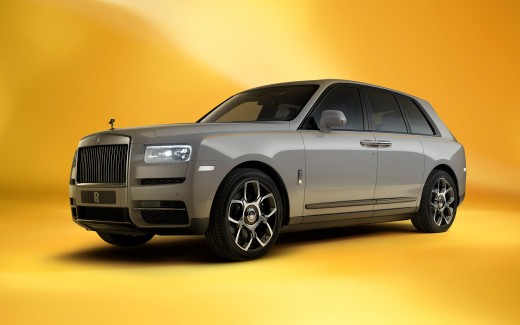 Rolls-Royce Cullinan Inspired by Fashion Tempest Grey 8K Wallpaper