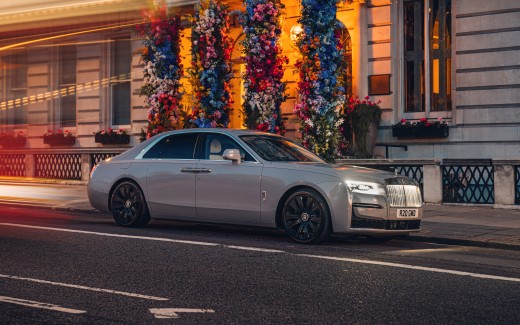 Rolls-Royce Ghost 2021 4K 8K 4 Wallpaper