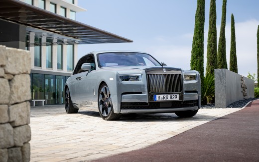 Rolls-Royce Phantom 2022 5K Wallpaper