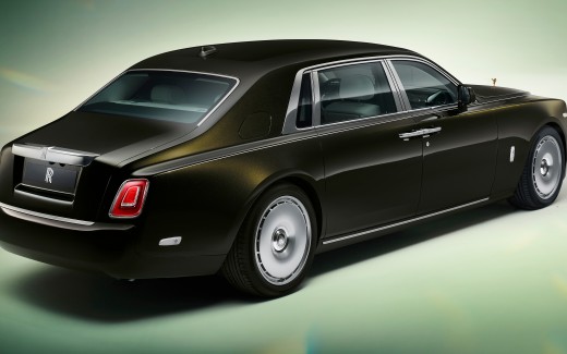 Rolls-Royce Phantom EWB 2022 5K 4 Wallpaper